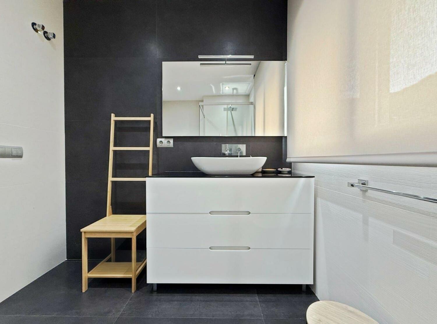 WhatsApp Image 2025-04-24 at 15.57.45 (5).jpeg