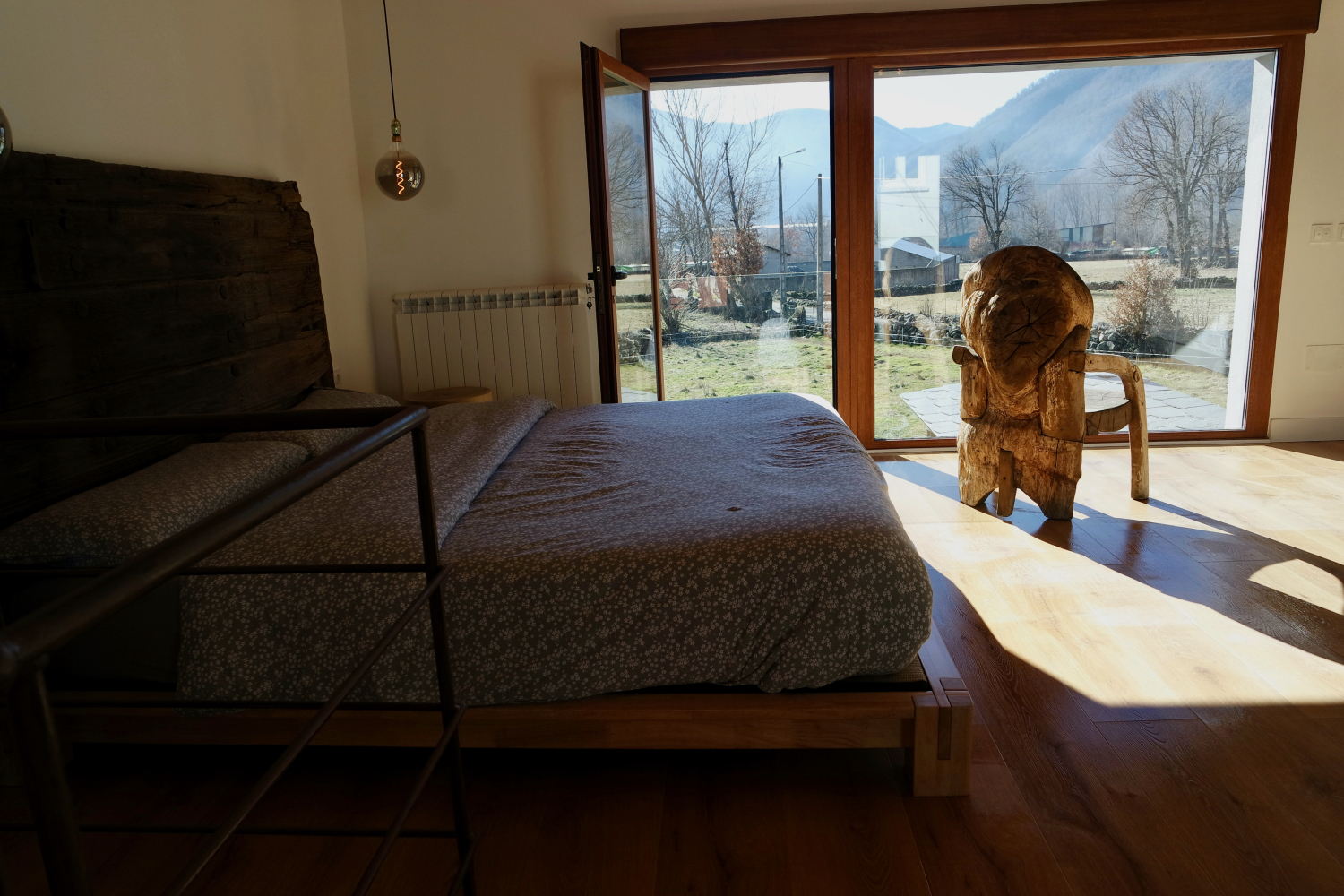 16 Parreiro Habitación Cama.jpeg