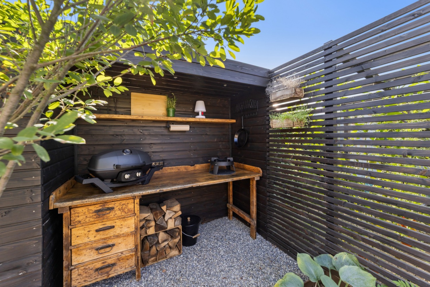 backbone_Freisitz3 BBQ_edit.jpg