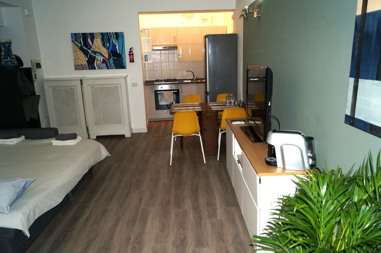 NAVIGLI DARSENA - SOGGIORNO 19.JPG