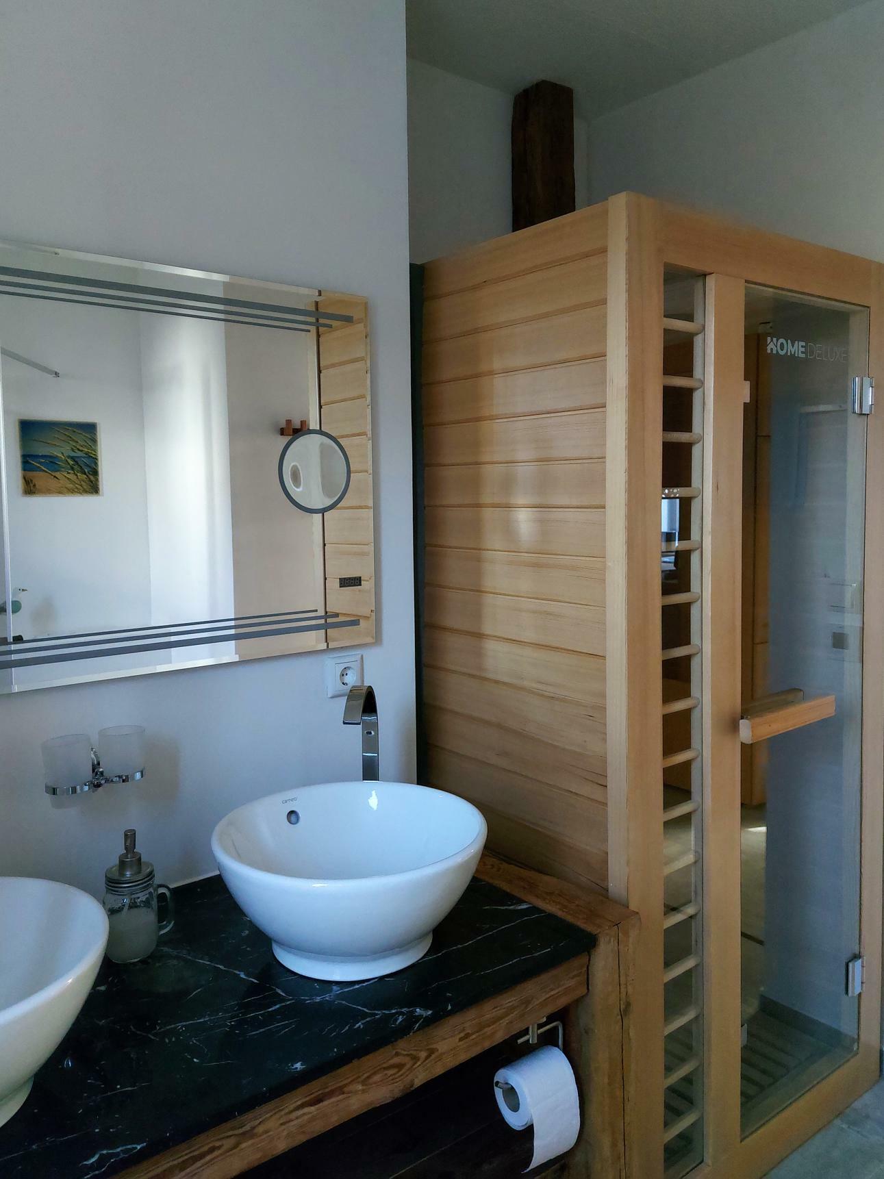 Apartment Infrarotkabine-1291x1722.jpg