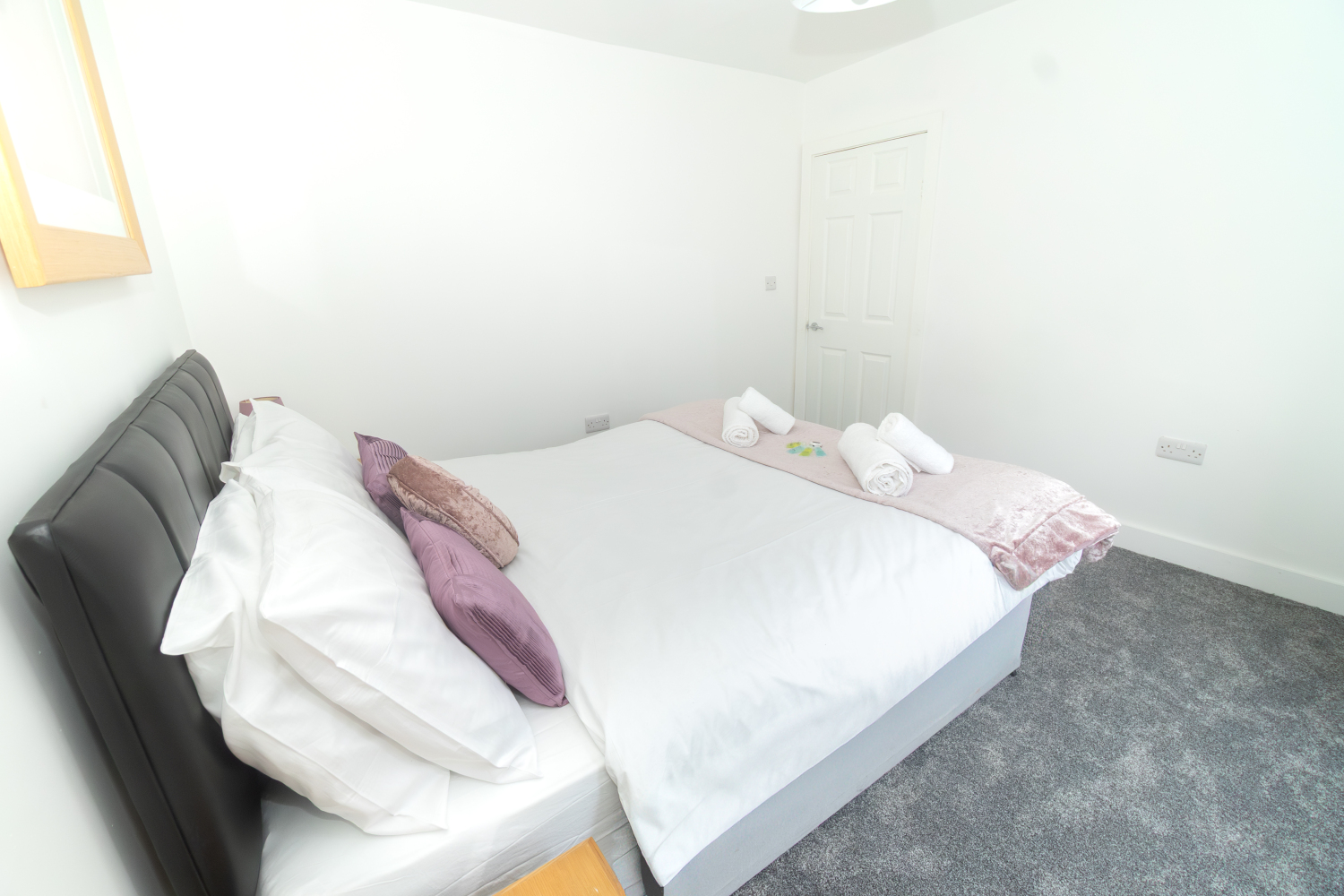 5 Pleasant Street-17.jpg