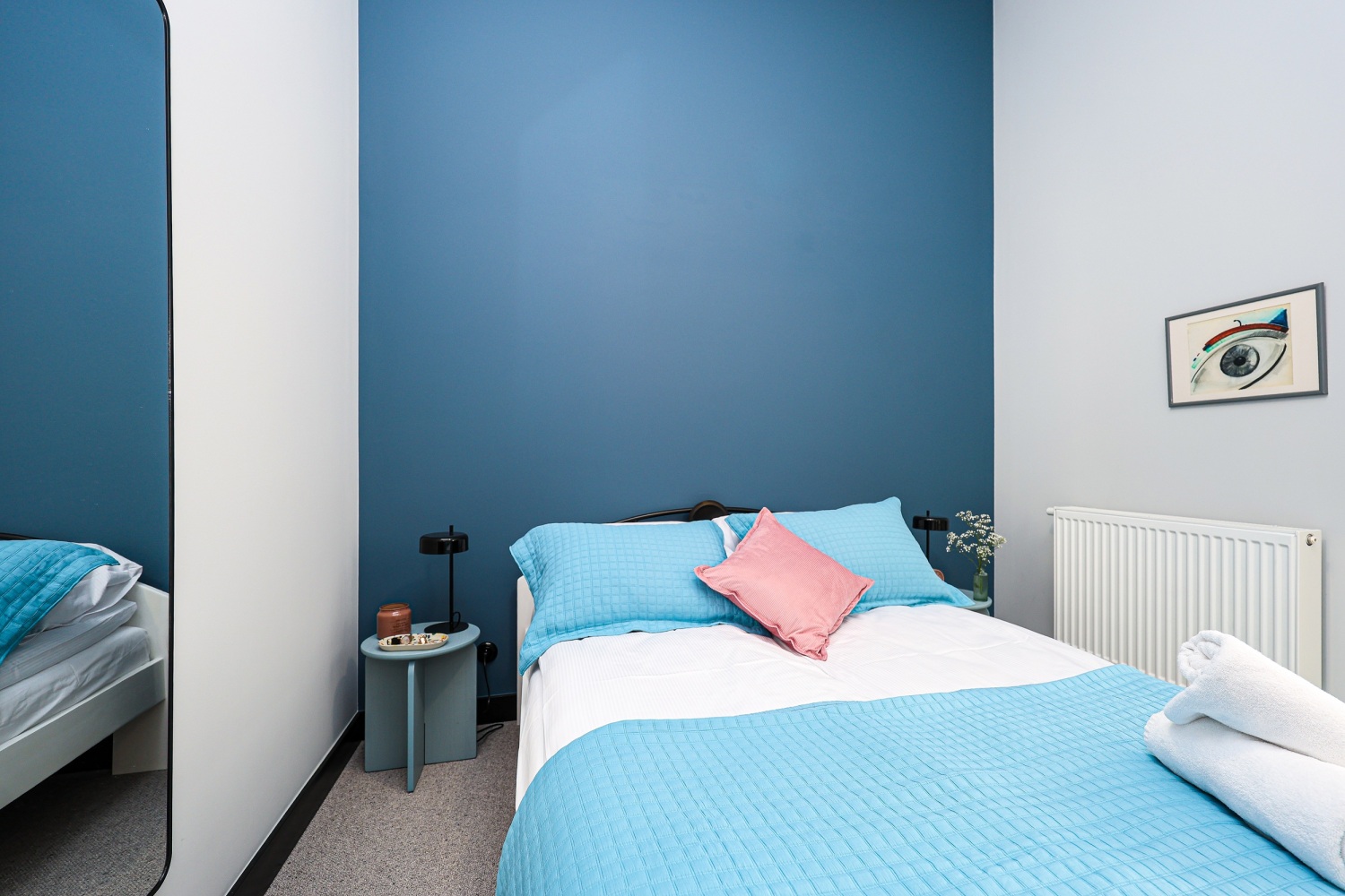 podwójne łóżko 2 airbnb twójgospodarz booking.jpg