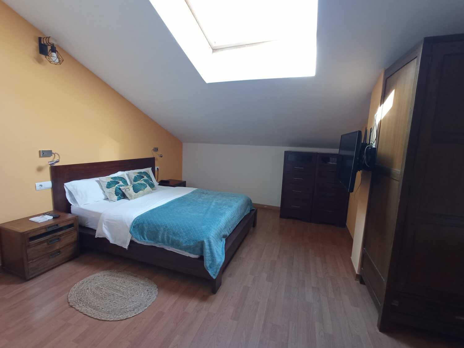 WhatsApp Image 2025-11-12 at 20.18.52 (3).jpeg