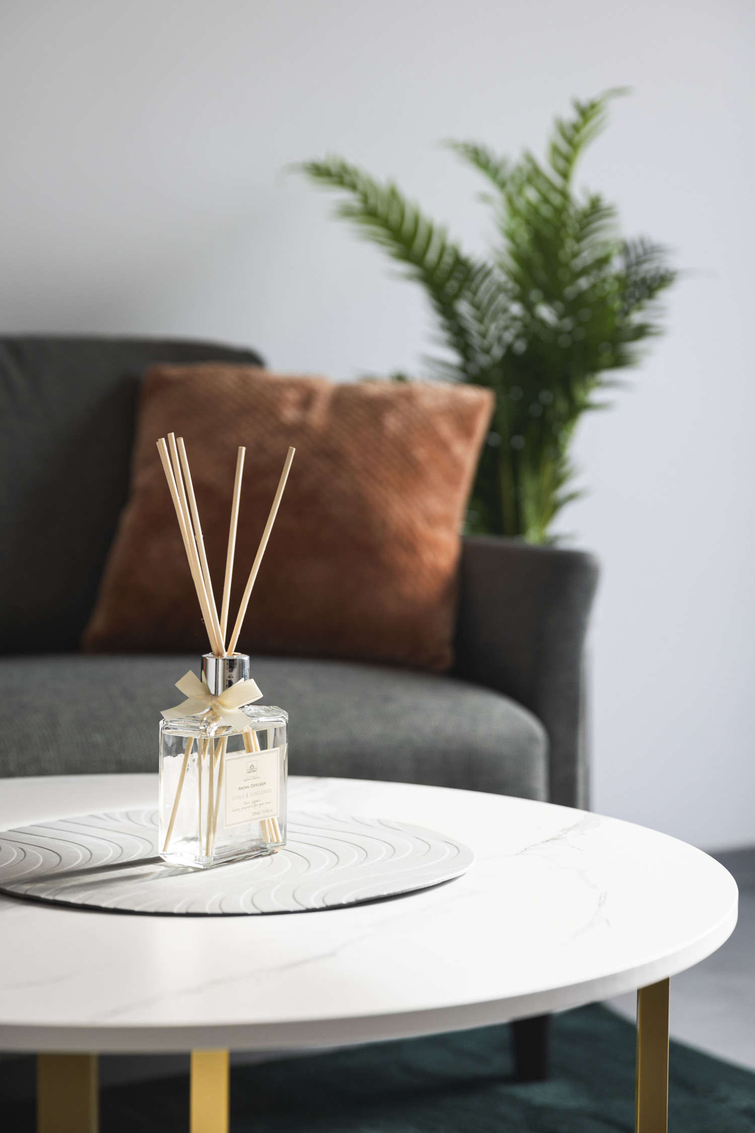 wohnzimmer 2 detail.jpg