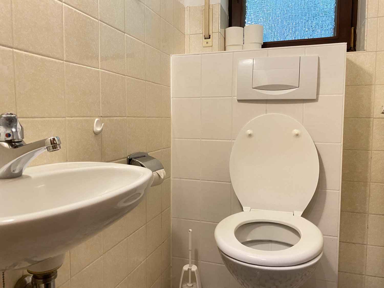 SAD202_(2. OG) Sonnenhöhe 10, 92421 Schwandorf (14).jpg