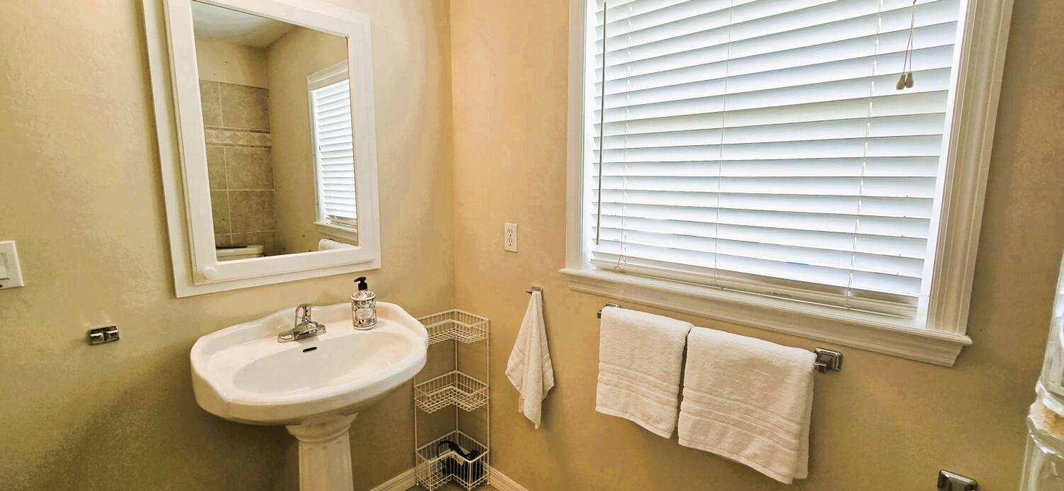 20250831_124931 (1).jpg