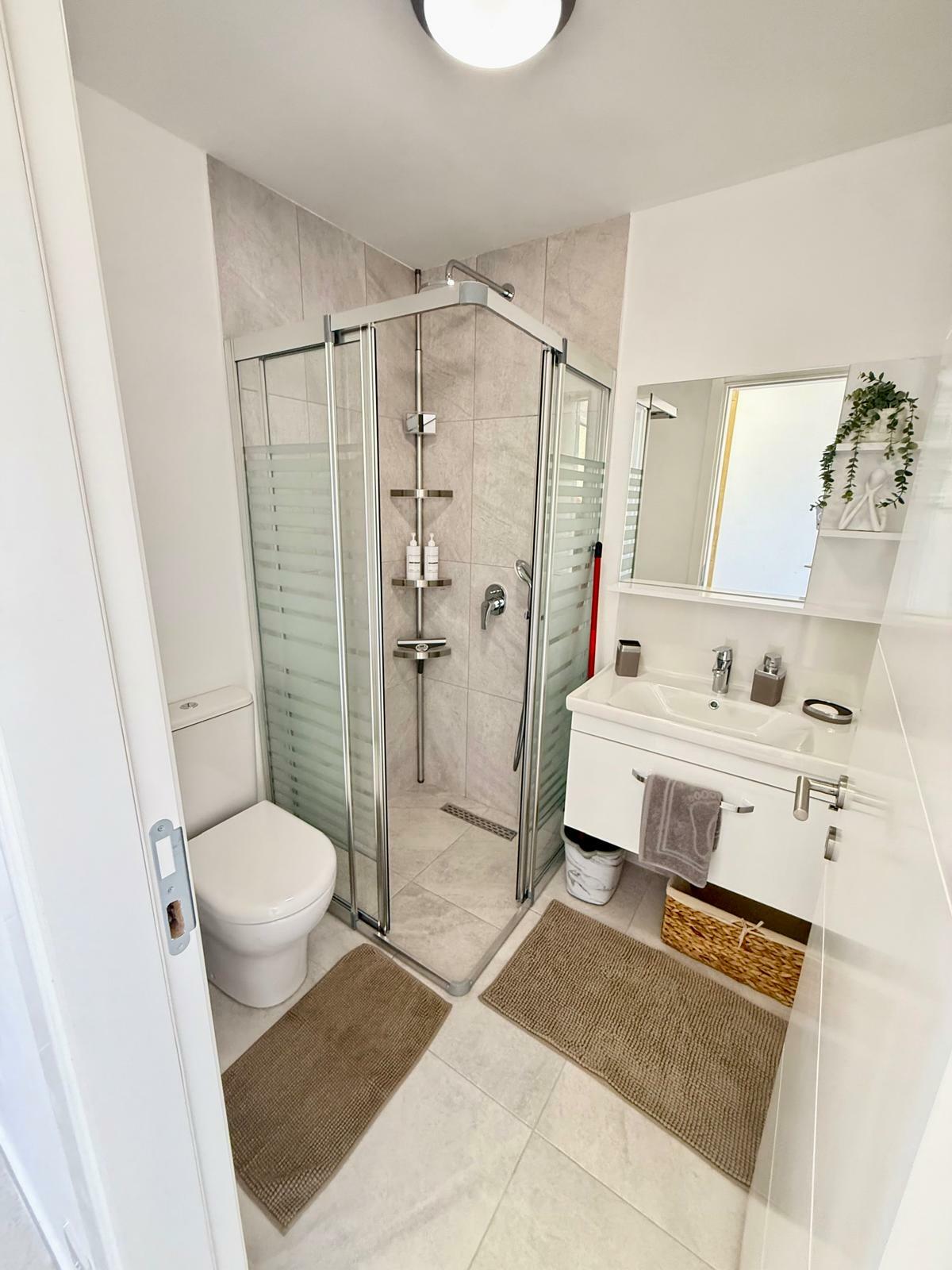 WhatsApp Image 2025-05-18 at 22.17.46_f065b259.jpg