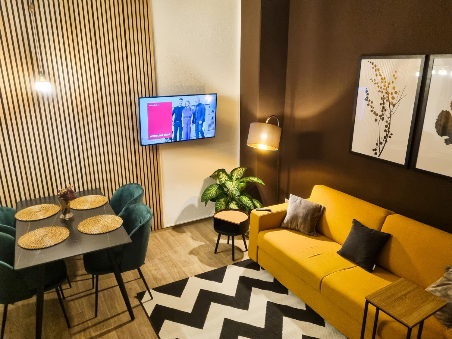 Blick von Treppe.jpg