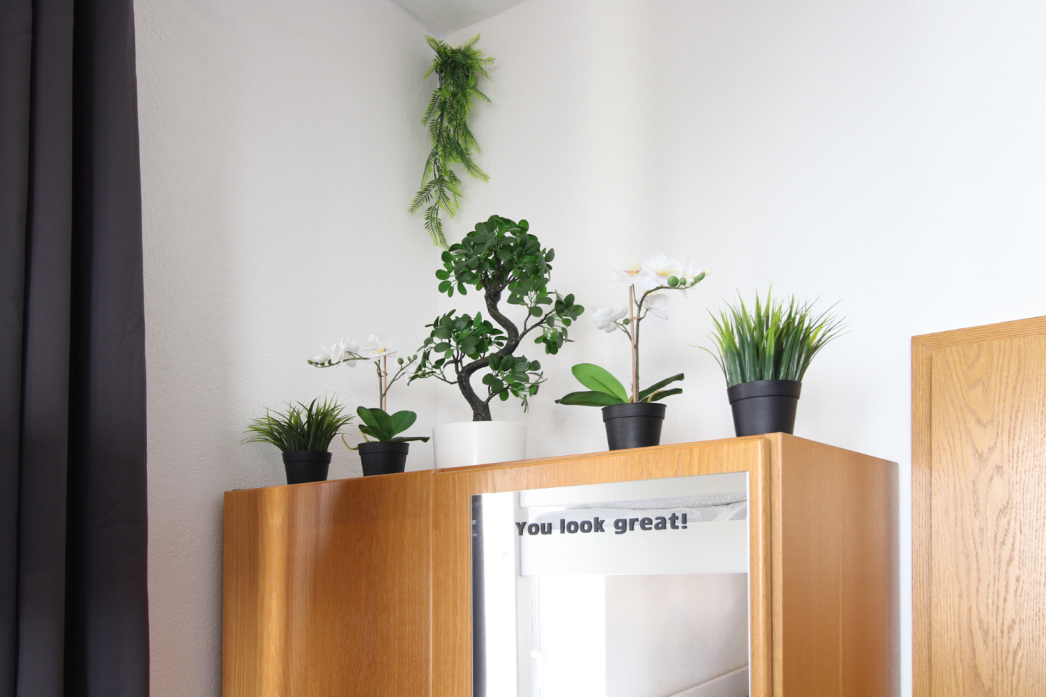 103-room-j mit schrank_b.jpg