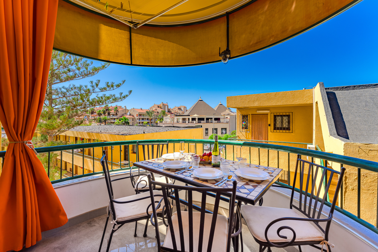 20241025 - OA15 - Ermantovich - Los Cristianos - F+10detalles-4.jpg