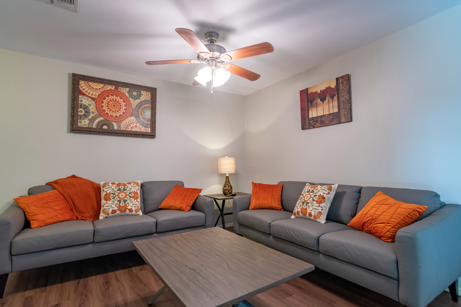 111Robinson-Unit B-005.jpg