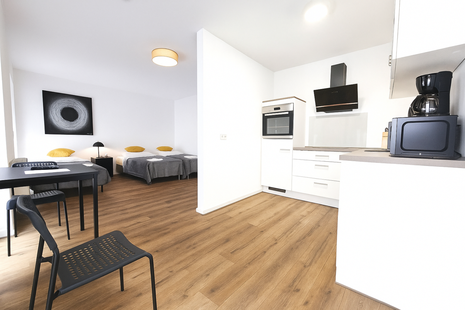 ChatGPT Image Nov 11, 2025, 02_36_08 PM.png