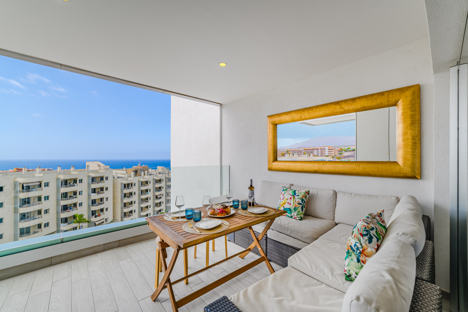 20250707 - 25 - Mi Paraiso - Lucinda - Ocean Garden 807 - FV +20detalles+sky-4.jpg