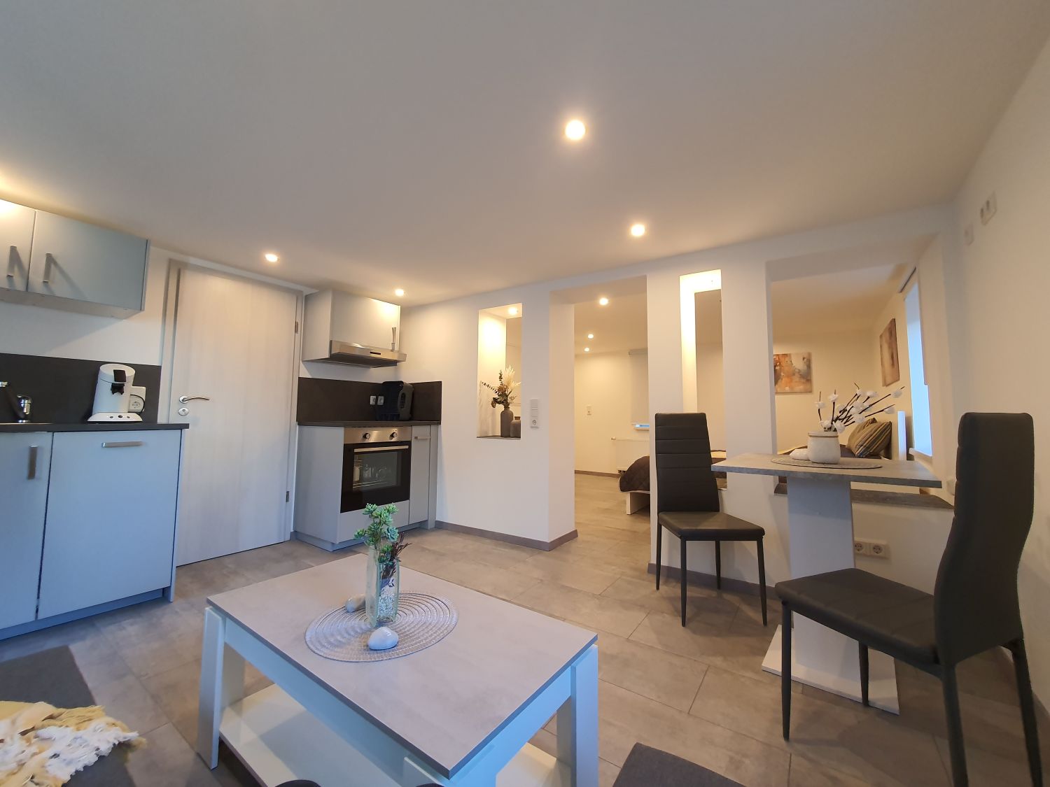 Sicht Sofa Schlafzimmer.jpg