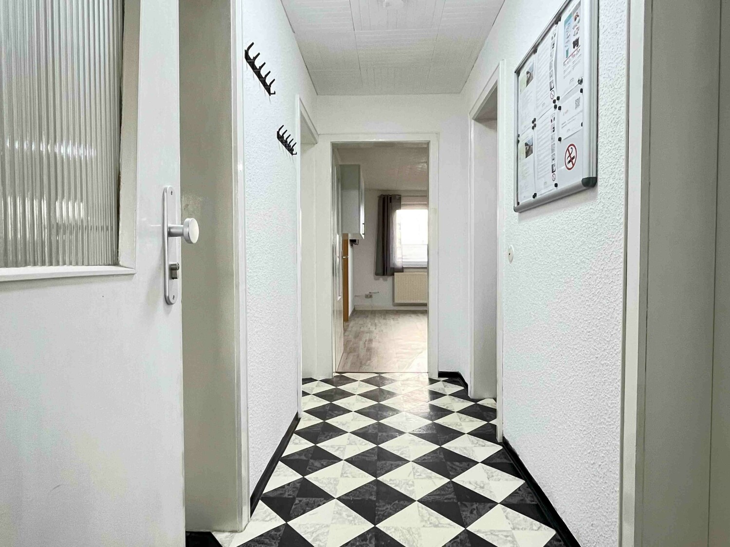 SAD702_(DG) Dachelhofer Straße 115, 92421 Schwandorf (9).jpg