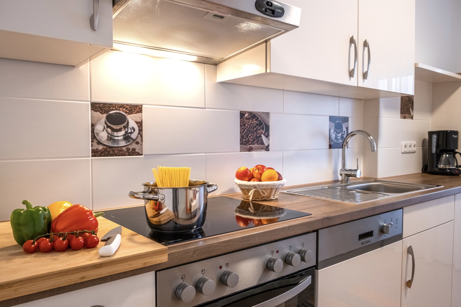 1 Küche Kitchen Apartments Davydov Ferienwohnung Appartement Bad Hofgastein Gastein Salzburg.jpg