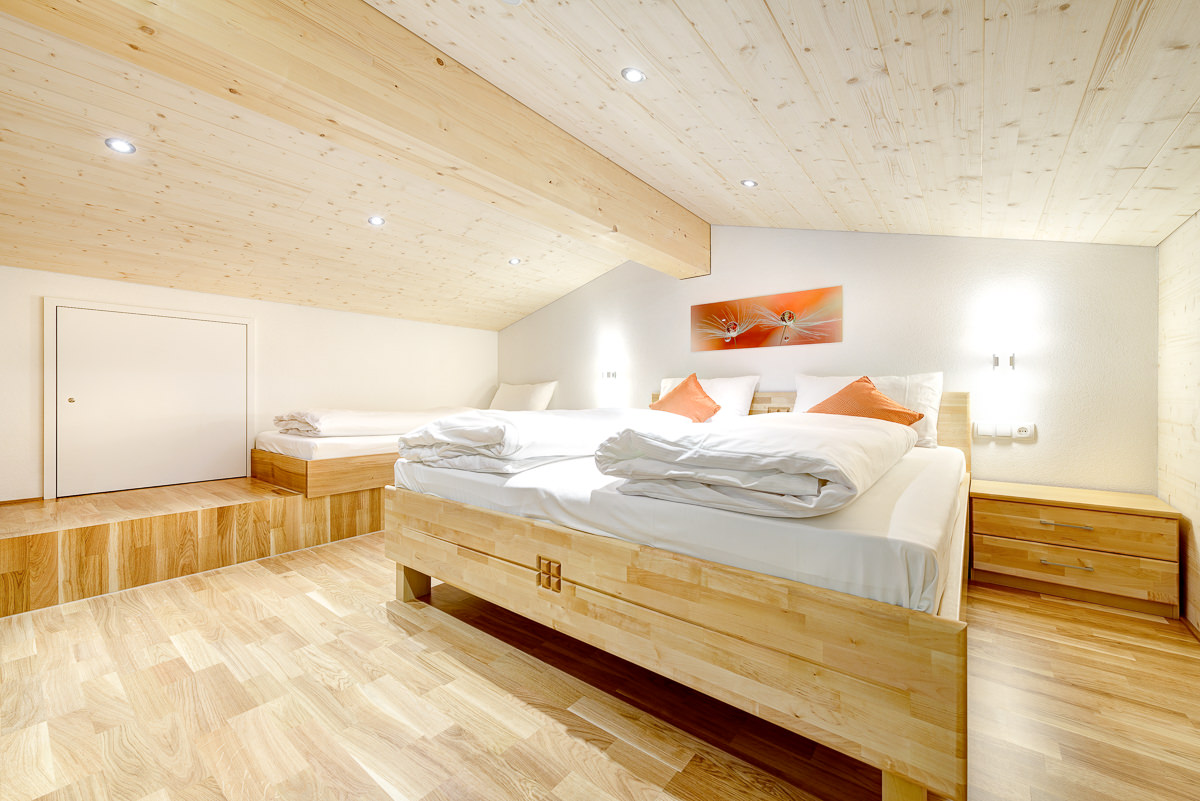 Schlafzimmer auf der Galerie.jpg