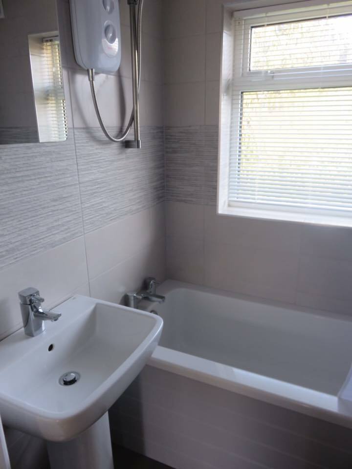 Landscove Bathroom.jpeg