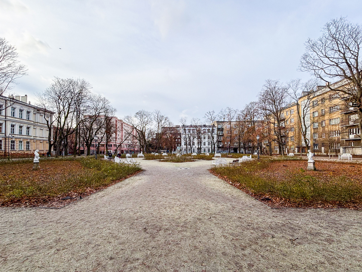 widok w stronę Piotrkowskiej.jpg