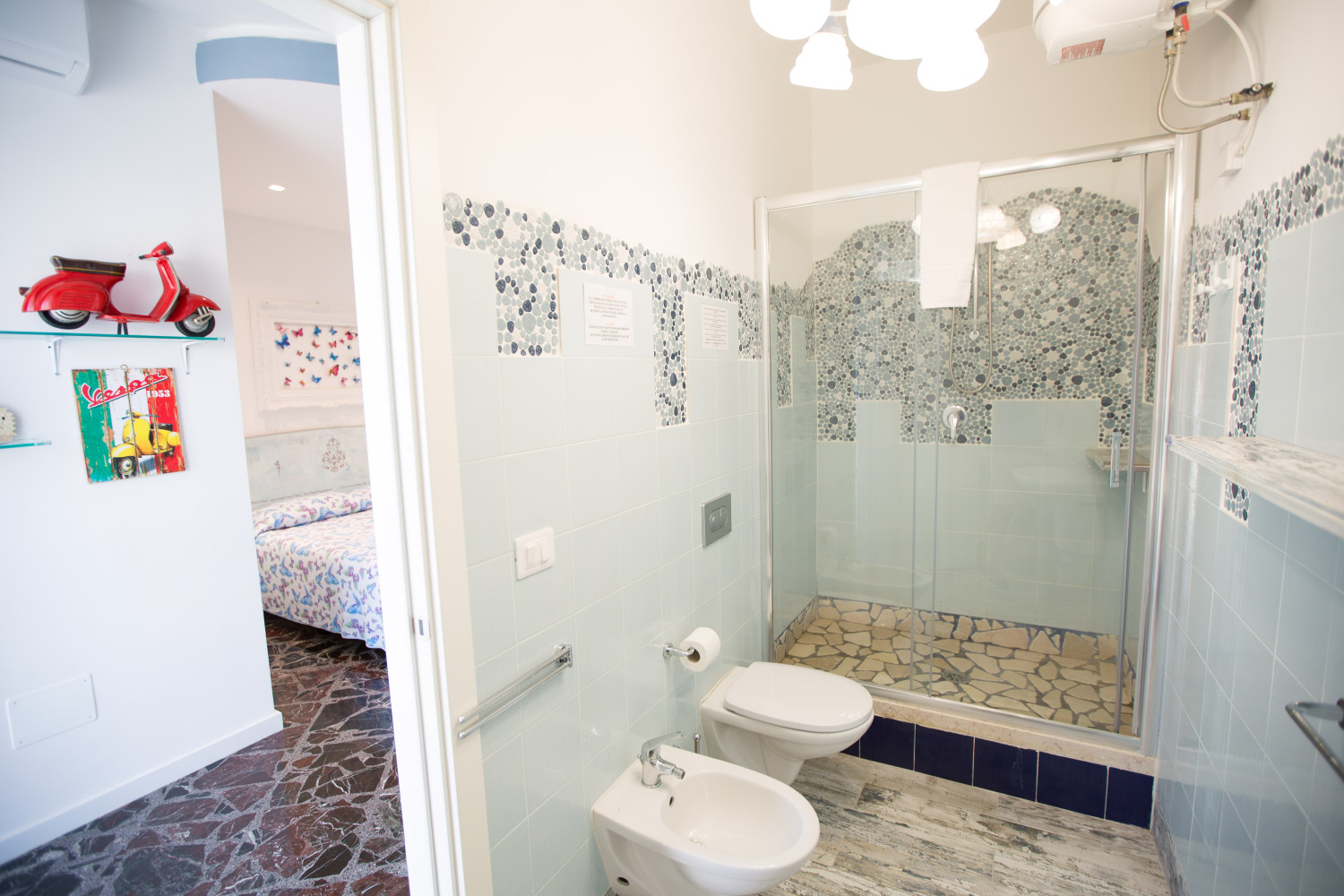 7 Bed and breakfast - B&B - casa vacanza - affittacamere - Versomare - Polignano a mare - puglia -VERSOMARE - maestrale (31).jpg