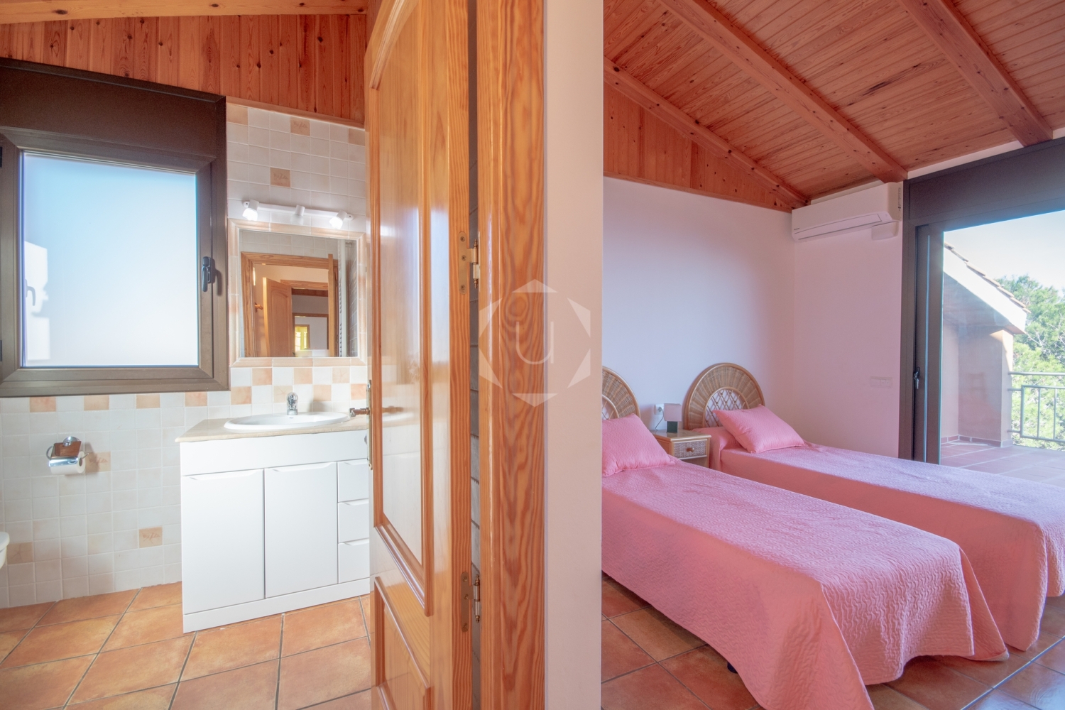 Unique Holida Home, Tamariu, Baix Emporda, unique Costa Brava0002 copy.jpg