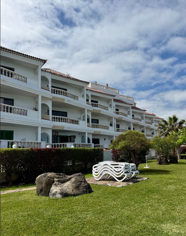 Sun terrace 1
