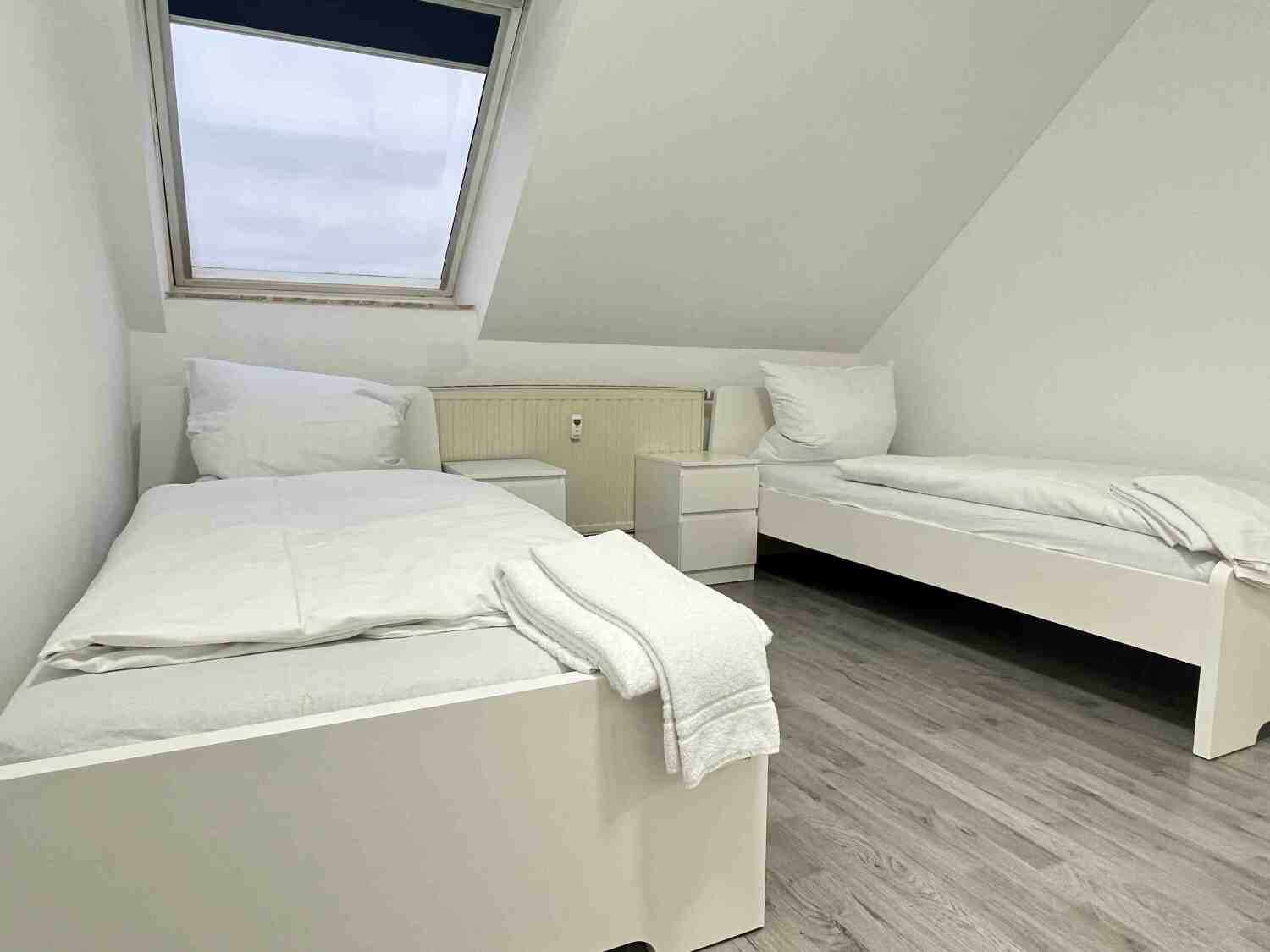 SWF112_(DG) Neue Amberger Straße 24, 92521 Schwarzenfeld (8).jpg