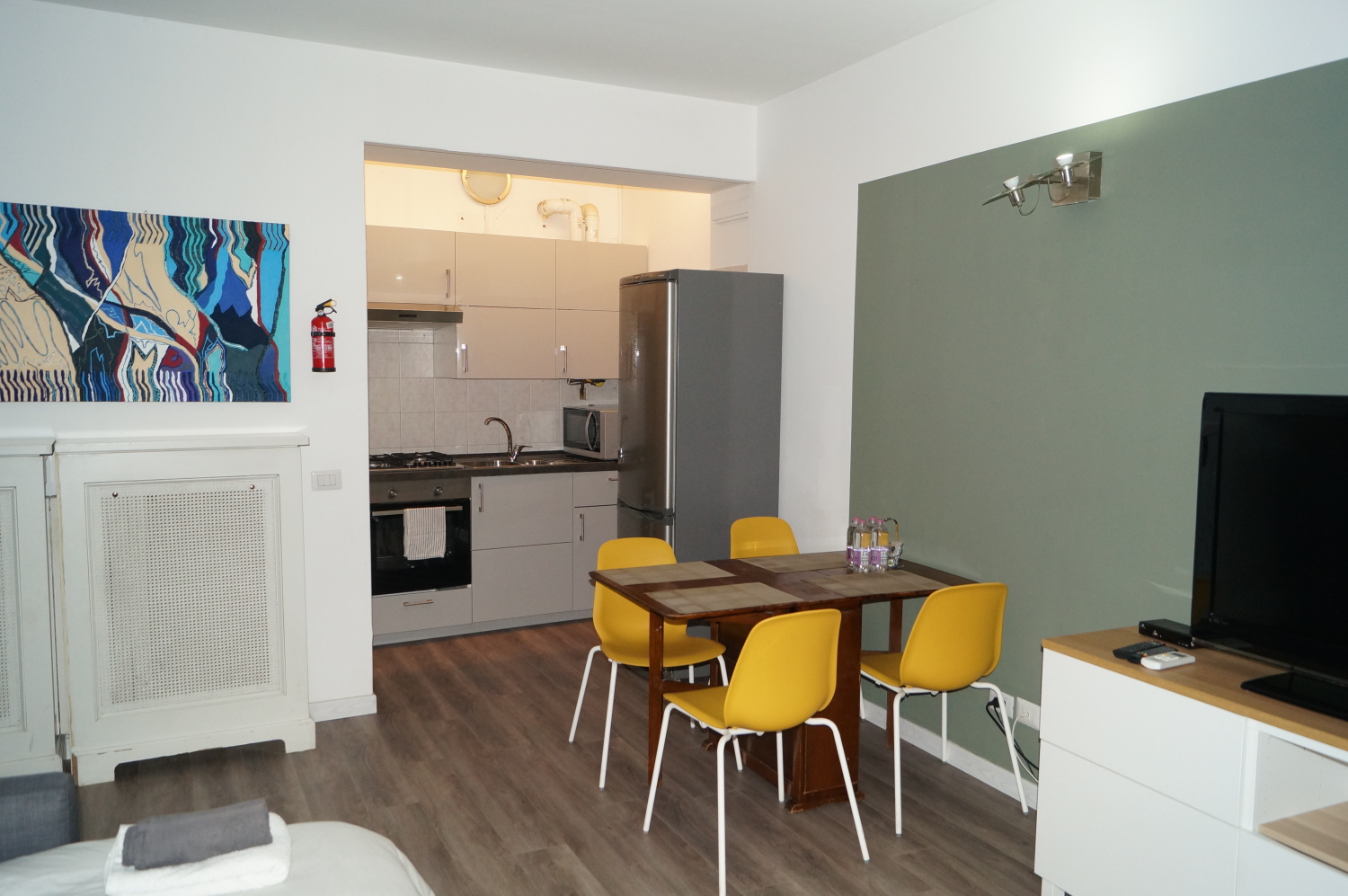 NAVIGLI DARSENA - SOGGIORNO 17.JPG