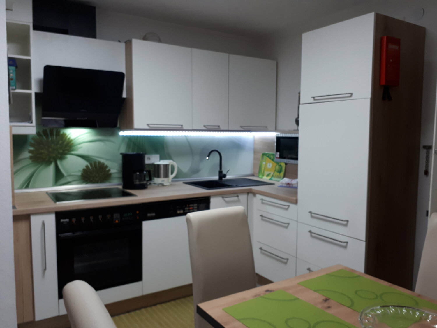 KücheNeu Fewo1.jpg