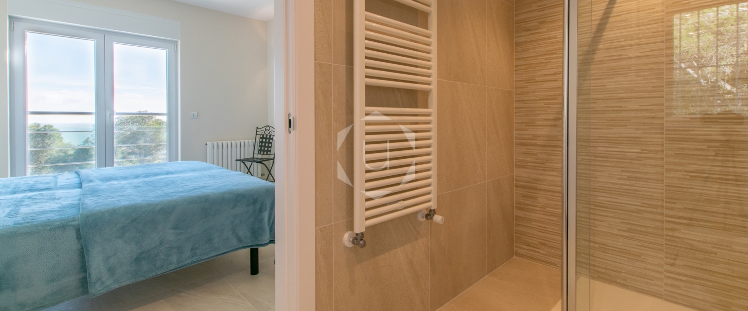 Luxury Holiday Home with pool, with Views of Sa tuna bay, in Begur, Costa Brava, Spain 0022.jpg