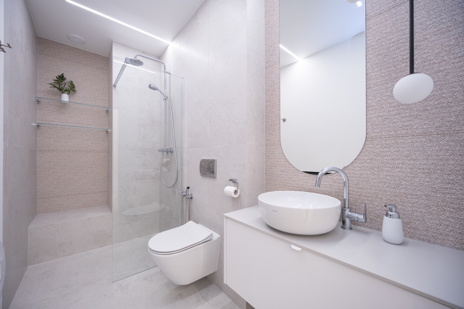 prysznic walkin mieszkanie na wynajem wakacje w Łodzi.jpg