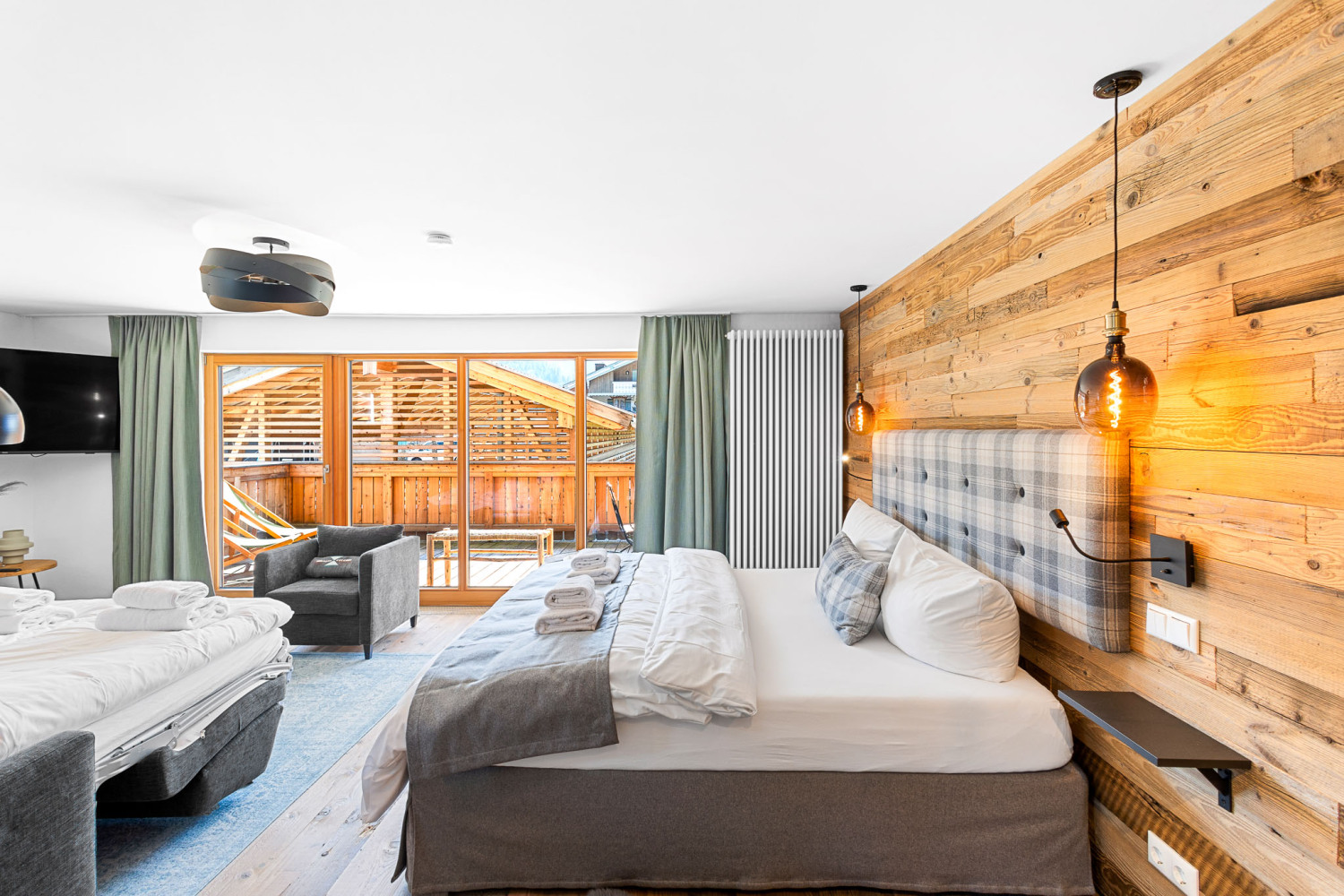 Soho Resort 01 - Steinplatte-30.jpg