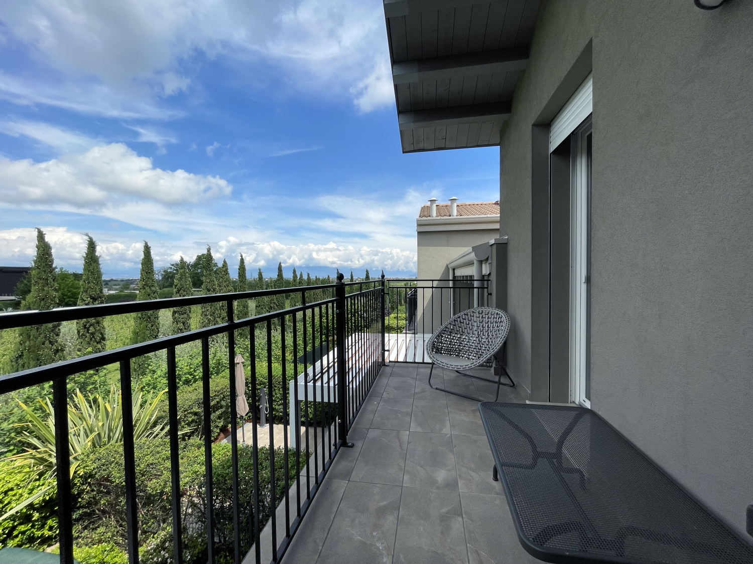 Esterno piccolo_04.jpg