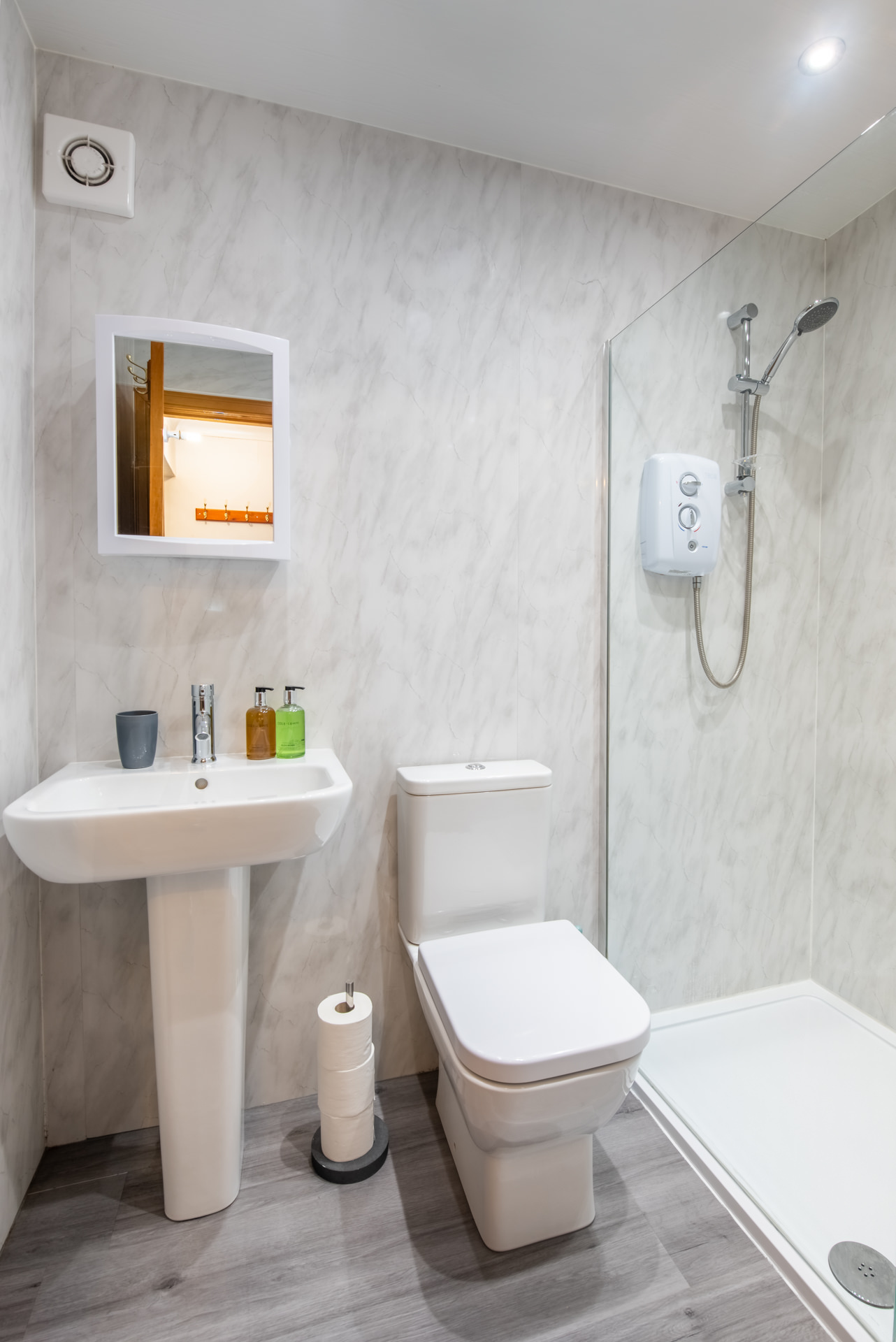 Garden Flat (Low Res)-20.jpg