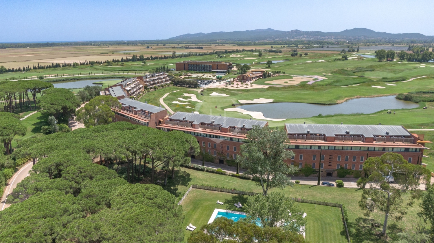 Unique Holiday Apartment, Golf Emporda, unique Costa Brava0005.jpg