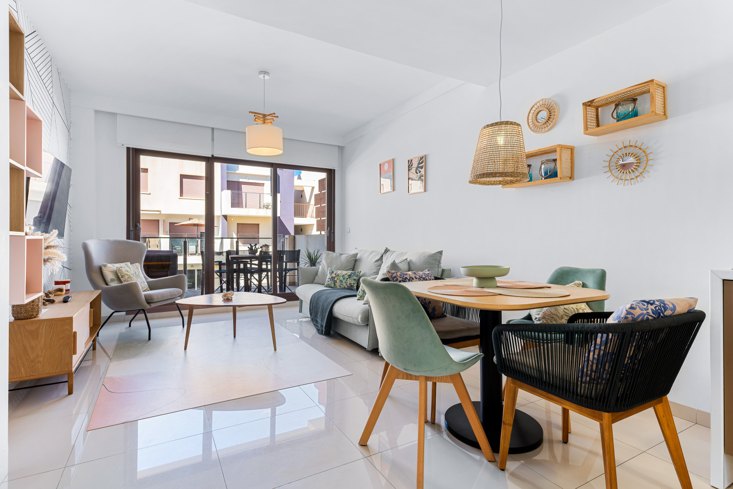 LEVANTE SUNRISE CALLE GOTEBORG 32 (1).jpg