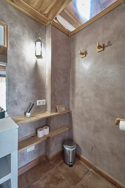 _EVJ4242 en tamaño mediano.jpeg