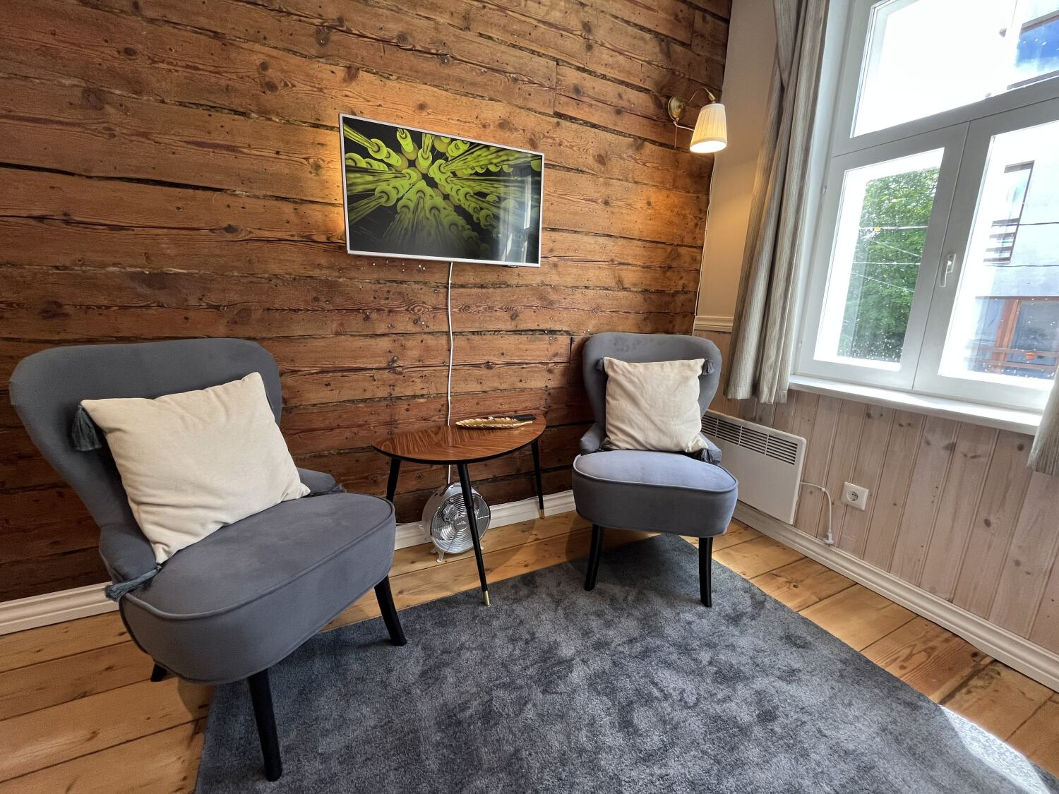 avafoto tv peafoto.jpg