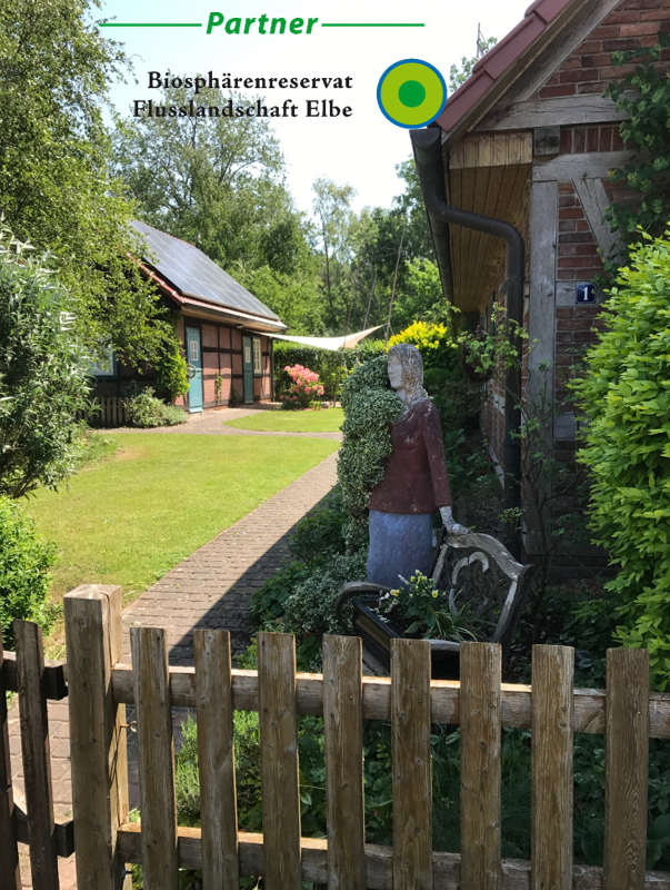 Eingang Biosphäre.png