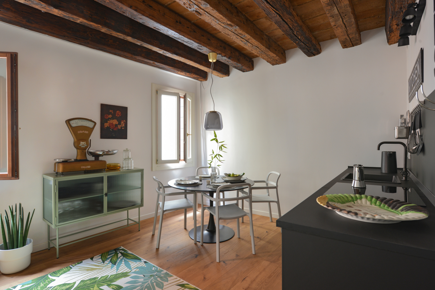 ParsleySuites102 copia.jpg