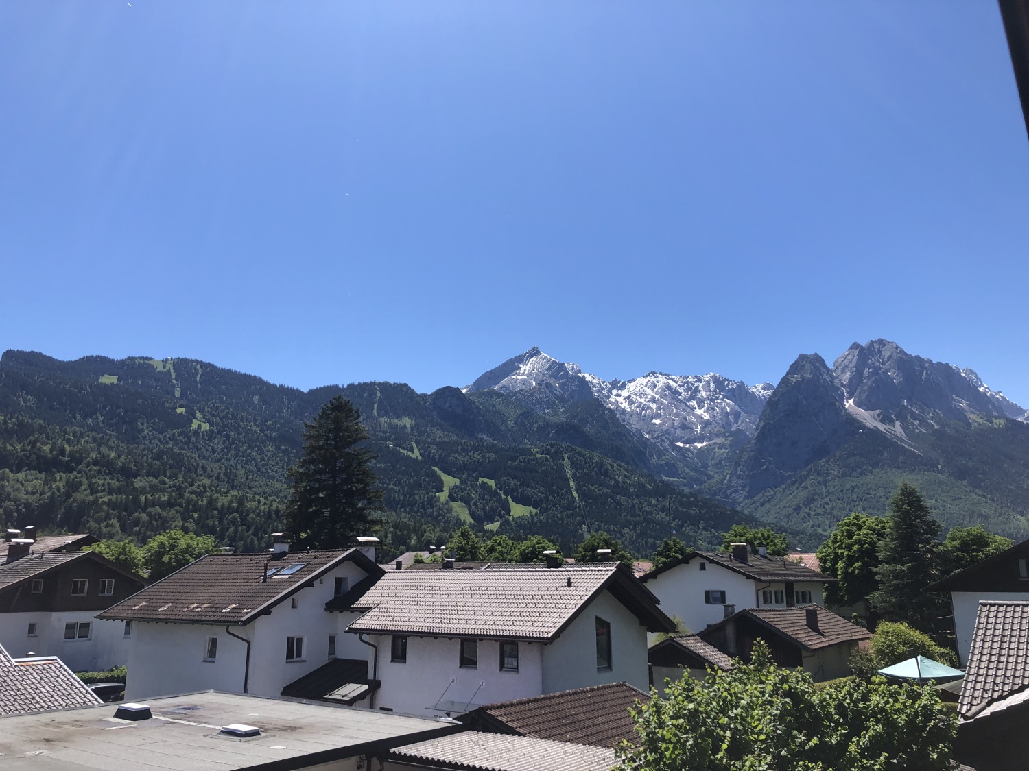 ferienhaus_trenkwalder_garmisch_angelika_blick.JPG
