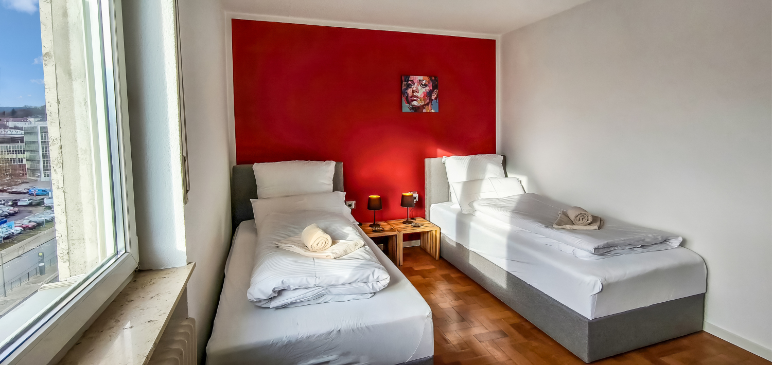 Schlafzimmer 2 - 1_v2.jpg