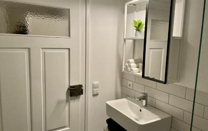 Badezimmer Studio 1.jpg