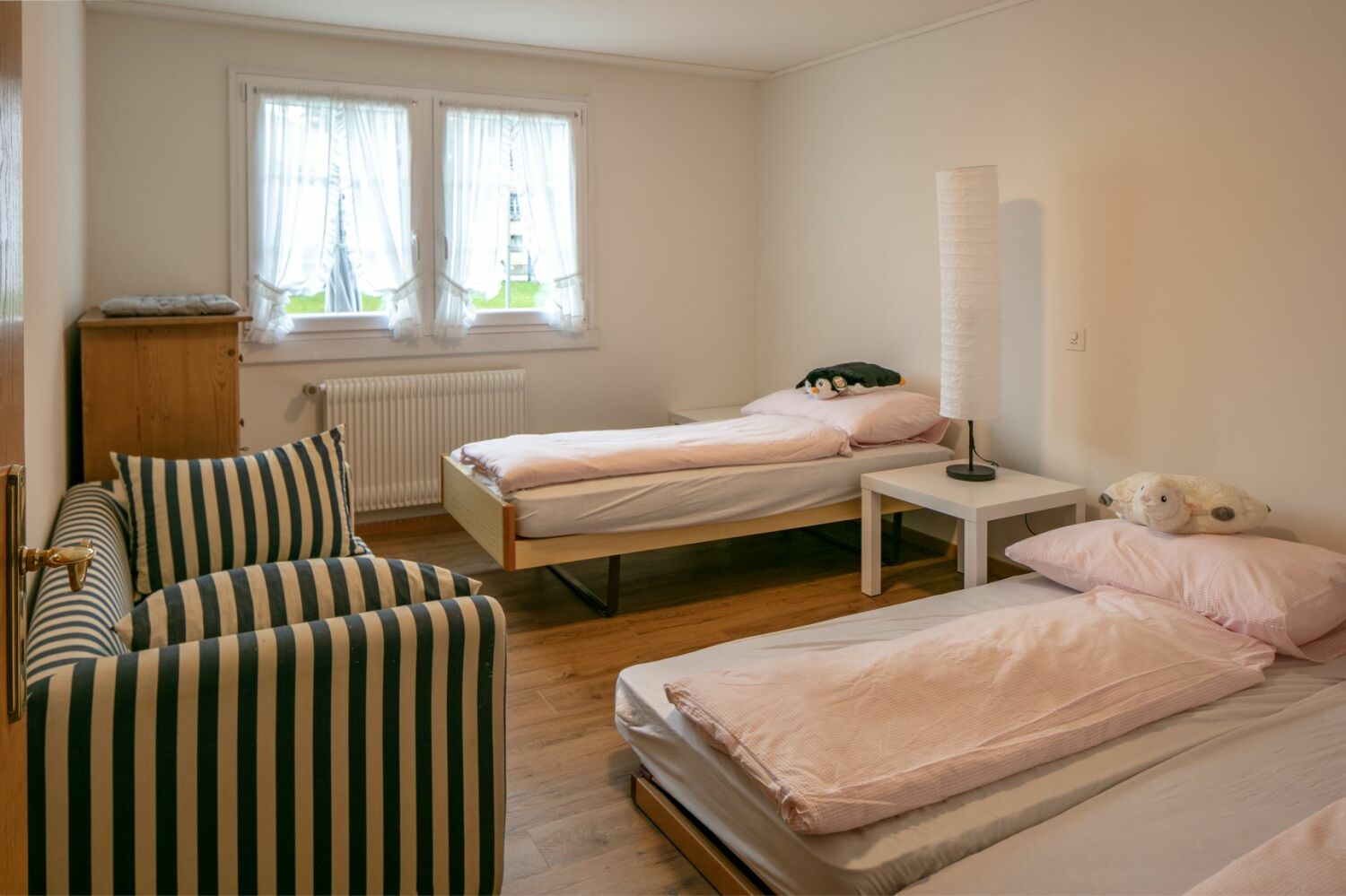 008_neu1_Schlafzimmer_Whg_Blattenheimatstr.8_Appenzell.jpg
