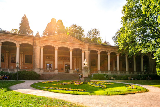 38 shutterstock_1608371602.jpg