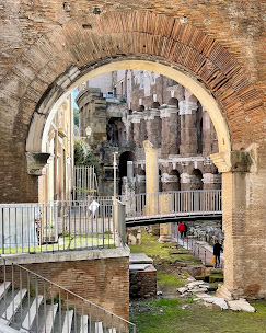 portico ottavia 3.jpg