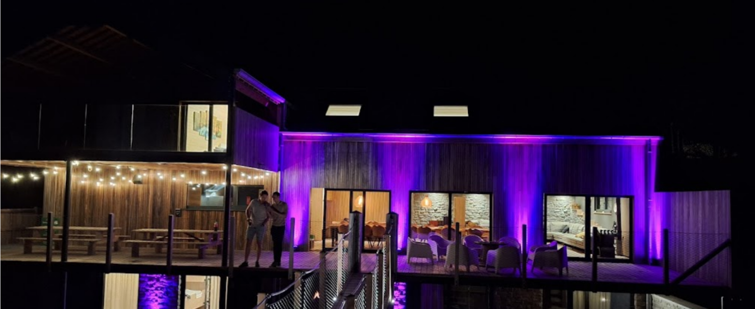 gite lumiere mauve.png