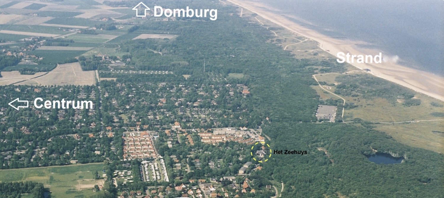 Zeehuys uit de lucht 3.png