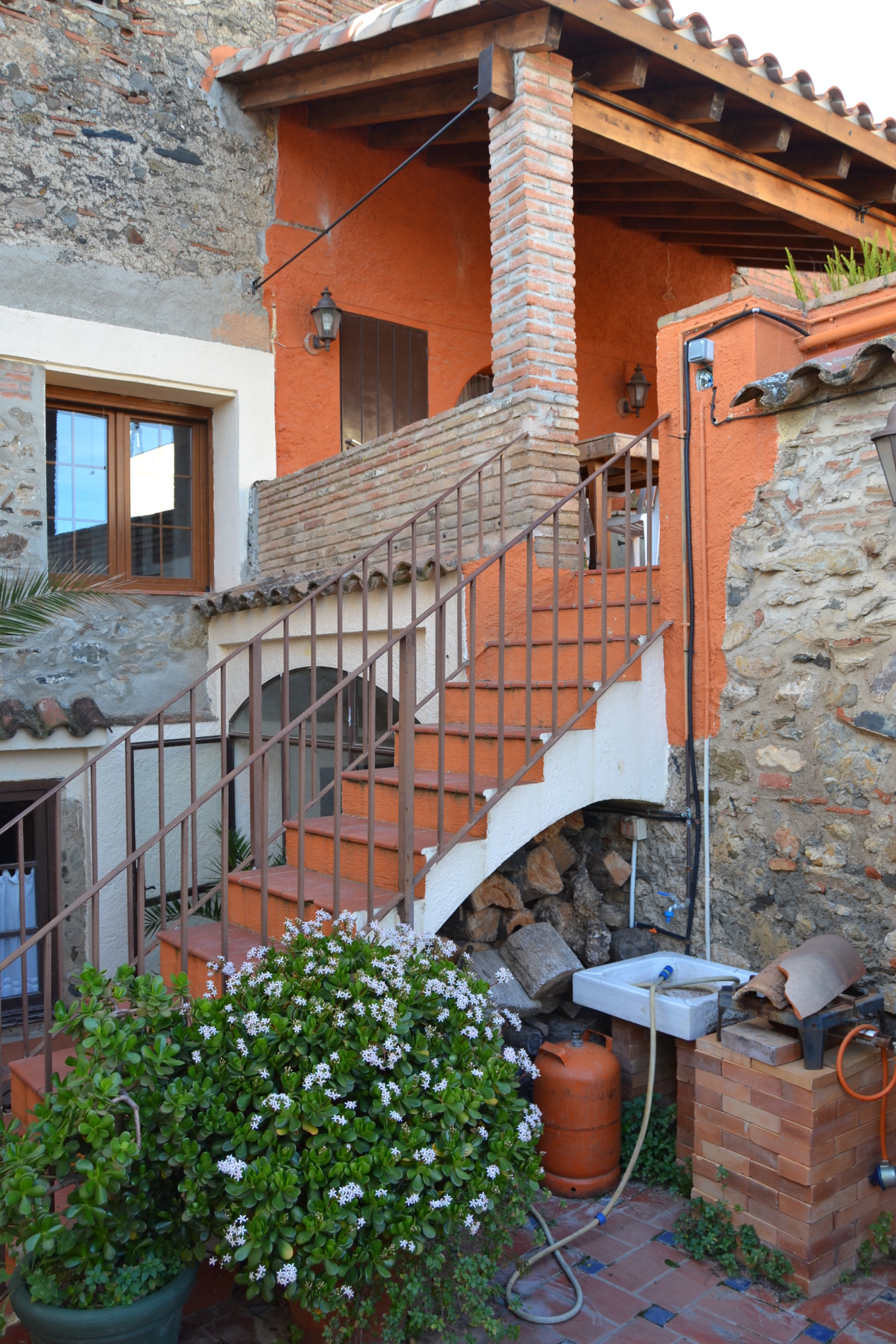 Vista terraza barbacoa a terraza planta 1.JPG